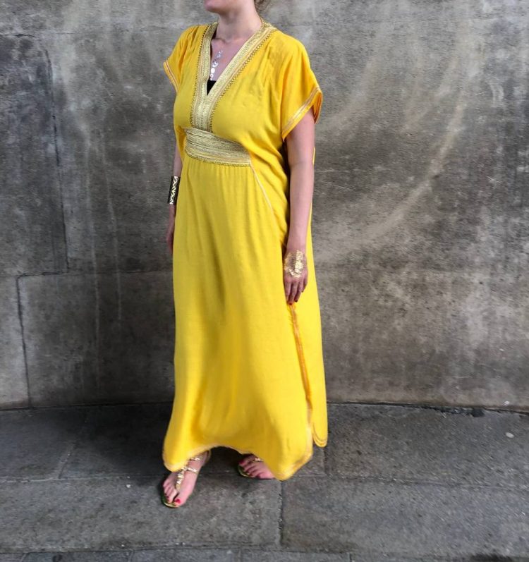 DJELLABA Gandoura Plastron Jaune or MARRAKECH – Image 2