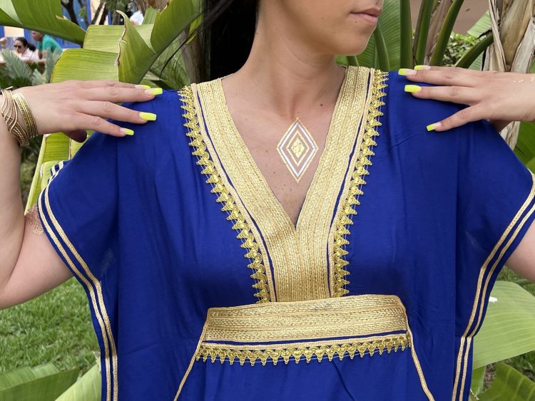 DJELLABA Gandoura Plastron Or Bleu roi MARRAKECH – Image 3